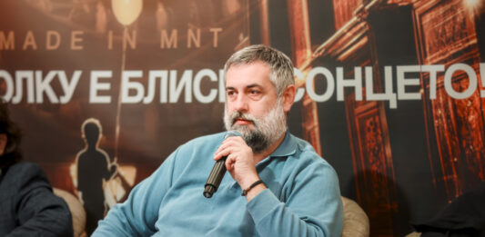 Претставата ги собира сите големи луѓе на оваа земја што понекогаш ги забораваме