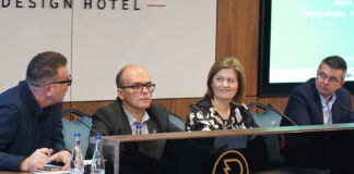 Праведната транзиција ќе успее само ако ја водиме заедно со работниците, општините и заедниците, истакна Божиновска Bozinovska