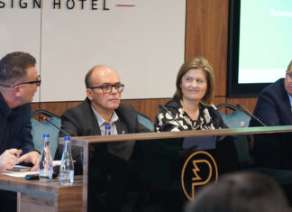 Праведната транзиција ќе успее само ако ја водиме заедно со работниците, општините и заедниците, истакна Божиновска Bozinovska