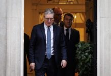 Брисел никако да ја извади главата од песок