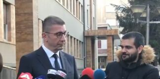 Да не зборуваме за манипулативни теми, да водиме политика во која ќе си ги вратиме луѓето, истакна Мицкоски