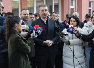 Индустриското производство со позитивни показатели, се очекуваат подобри резултати, истакна Мицкоски