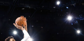 Вембањама ја сопре Оклахома на патот кон двојна круна