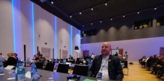 Резолуцијата поднесена од Македонско друштво „Илинден“-Тирана, усвоена од ФУЕН, доставена до албанските и до меѓународните институции