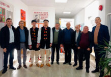 Традиционалните македонски носии презентирани во гимназијата во Пустец