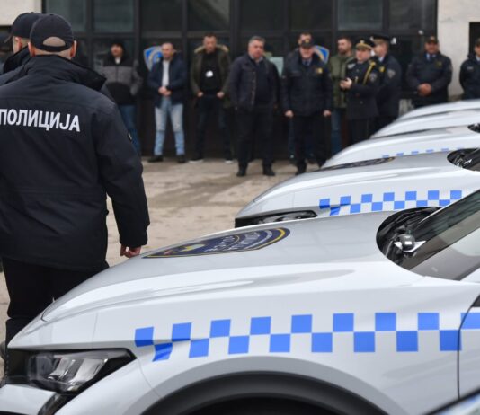 Скопјанец нападнат во подземна гаража, едно лице било вооружено
