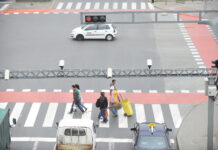 Подготвени сме да издржиме политички удар и критики за да спасуваме животи