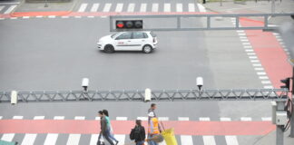 Подготвени сме да издржиме политички удар и критики за да спасуваме животи