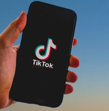 Апликација на вашиот телефон што постојано ве шпионира