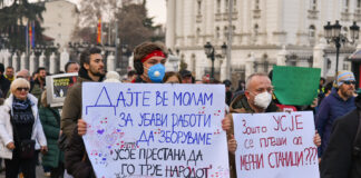 ФОТО: Екоактивисти и граѓани на протестен марш „Стоп за Усје“