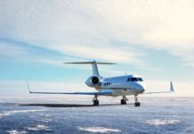 Шест лица загинаа во авионска несреќа во Колумбија, меѓу нив и познат пејач