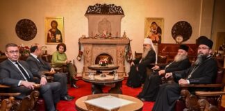 Поглаварот на МПЦ-ОА г. Стефан приреди традиционален божикен прием за државниот врв