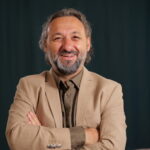 Кому му требаат денес уметност и уметници?