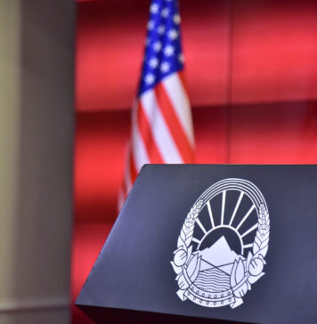 Зошто „на јуриш“ со бизнис-понуди кон Вашингтон?