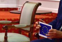 Исланд ќе размисли дали ќе ја прими ЕУ за да бидат заедно во Унијата