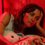 „Да имав нозе, ќе те шутнев“ – најсилниот блесок на Роуз Брн