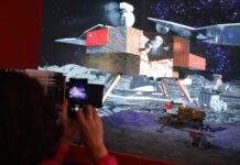 Кинеската лунарна програма напредува преку успешни тестови на нова ракета и вселенски брод