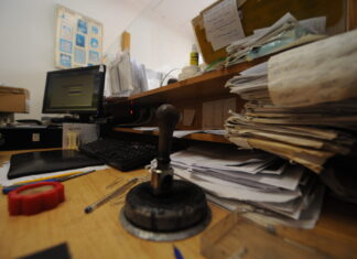 Онлајн нарачките побавни во синџирот на достава на пратките