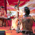 Хуманоидните роботи на Пролетниот фестивал го прикажаа огромниот технолошки напредок на Кина