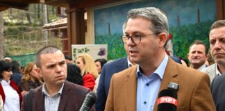 Нема кратење на субвенции, но приоритет ќе добијат земјоделците што егзистираат од земјоделство, рече Трипуновски