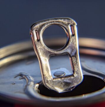 Газираните сокови и брзата храна го зголемуваат ризикот од дури 12 болести