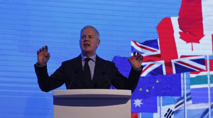 Глобалната индустрија пред сериозна криза поради енергетските потреси John Denton