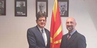 Савески се сретна со Рокас, разговараа за борбата против корупцијата