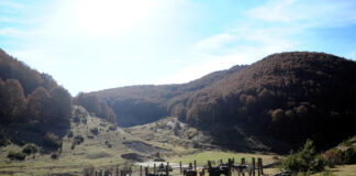 Сонцето изгреа и денес