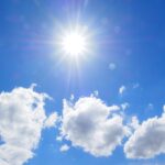 Посвежо време со сончеви периоди и силен северен ветер