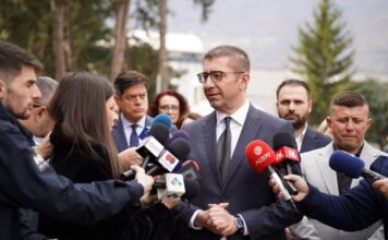 Мицкоски најави поевтинување на горивата – дизелот понизок за 2,5 денари