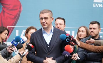 Мицкоски најави намалување на акцизите: Поевтинување на дизелот и бензините од следната недела