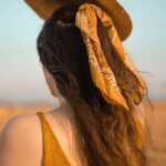 Моден детаљ ги трансформира дамите над 50 и 60 години