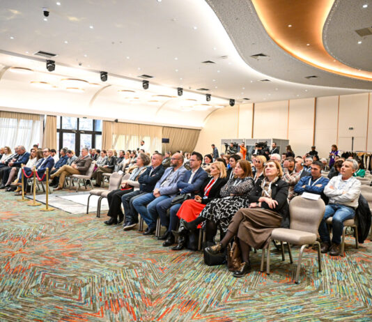 Почнаа јавни консултации за Вардар, ќе се крои првиот шестгодишен план за управување со водите