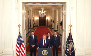 Тивки линии на поделба во Белата куќа