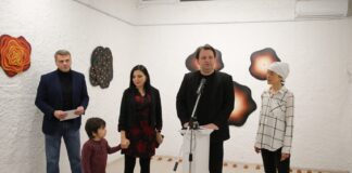 Отворена изложбата „Мајкинство“ на уметничката група МОМИ во Кавадарци