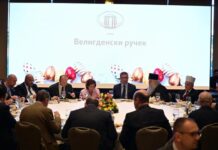 Мицкоски на велигденски ручек: Единството и човечноста се клуч за надминување на предизвиците