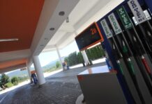 Владата со вонредни мерки за спречување на ценовниот шок на горивата