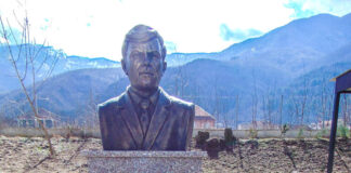 Видое Подгорец: Писателот треба да остане будната совест на својот народ!