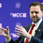 Како потпретседателот на САД станува лице на туѓи неуспеси и заложник на ризичната надворешна политика на Трамп