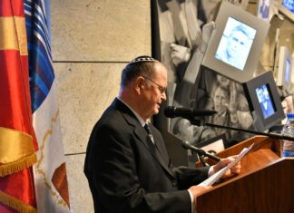 ФОТО: Македонија им оддаде почит на жртвите од Холокаустот