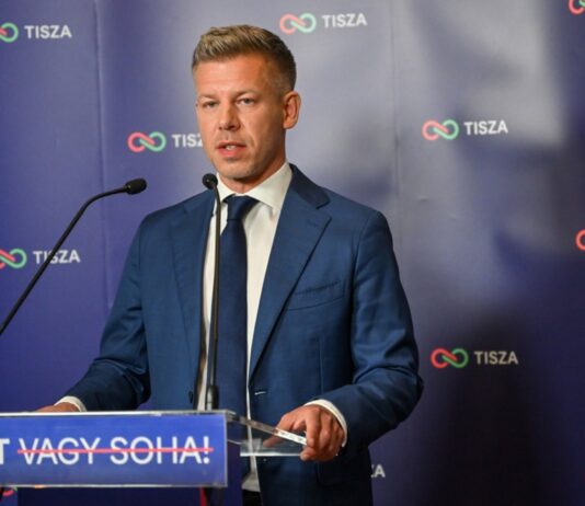 Петер Маѓар: Премиерот Орбан ни честиташе телефонски за нашата победа