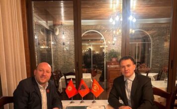 Македонско друштво „Илинден“-Тирана потпиша Меморандум за соработка со здружението ВАРДАР-МКД од Подгорица