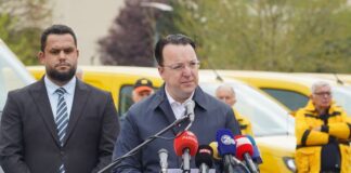 Со 100 нови возила Пошта добива нов почеток, заштедени 400 илјади евра, вели Николоски