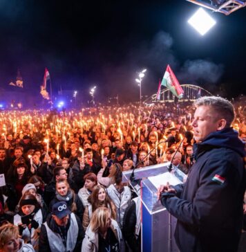 ФОТО: Кој е Петер Маѓар, човекот кој победи на изборите во Унгарија