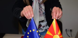 Бриселската процедурална деконструкција на еден народ