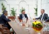 Мицкоски на средба со Касами и Меџити, се бараат решенија усогласени со Уставот и Законот за употреба на јазиците