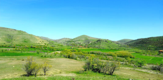 Светите рамноапостолни браќа во народната традиција