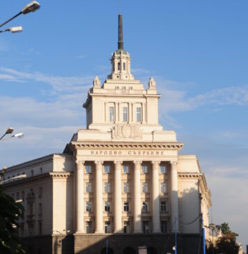 Брисел утврди фискални отстапувања: Бугарија пред постапка за прекумерен дефицит