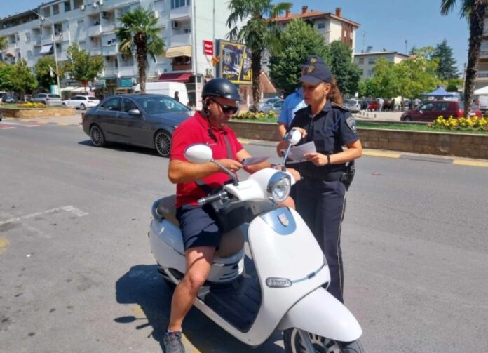 Vespa, policija