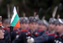 Софија со дипломатска тешка артилерија подготвува терен за нови вета